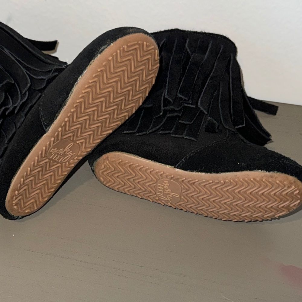 MONKEY FEET Black Fringe Kids Boots - Picture 6 of 9